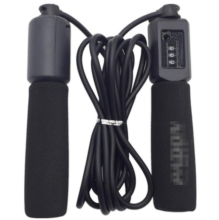 Smart jump rope with digital fitness tracking